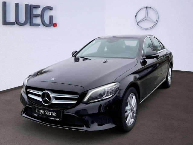 Mercedes-Benz C 220