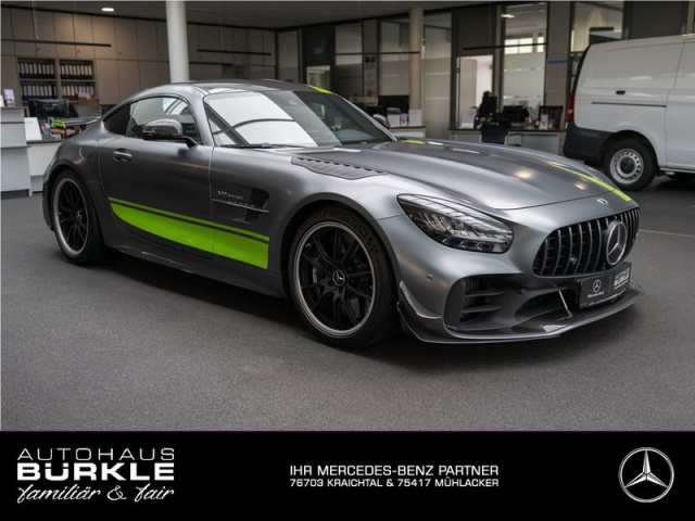 Mercedes-Benz GT R PRO AMG