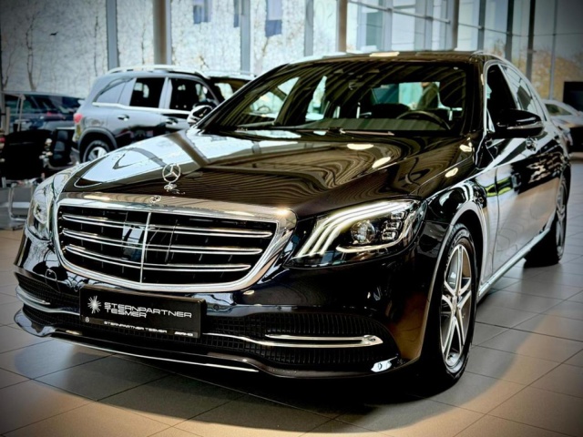 Mercedes-Benz S 400