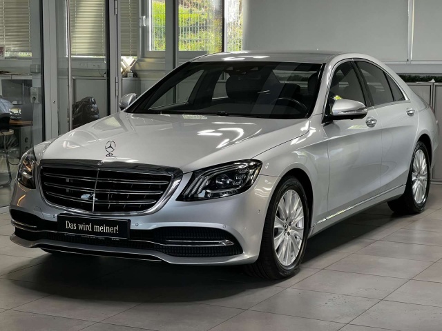 Mercedes-Benz S 560