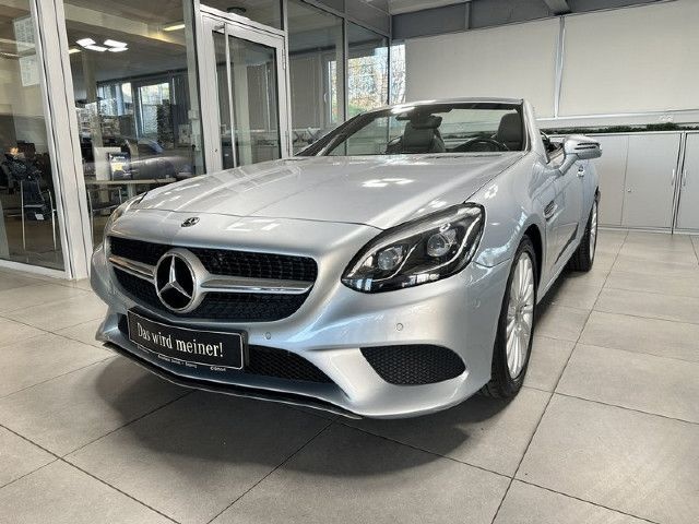 Mercedes-Benz SLC 200