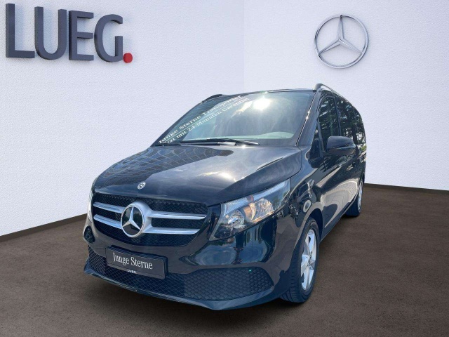 Mercedes-Benz V 220