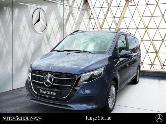 Mercedes-Benz V 220