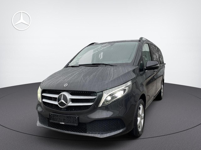 Mercedes-Benz V 220