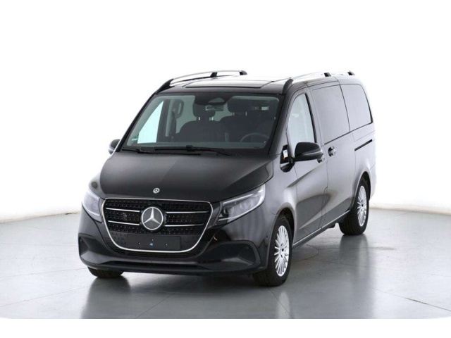 Mercedes-Benz V 220