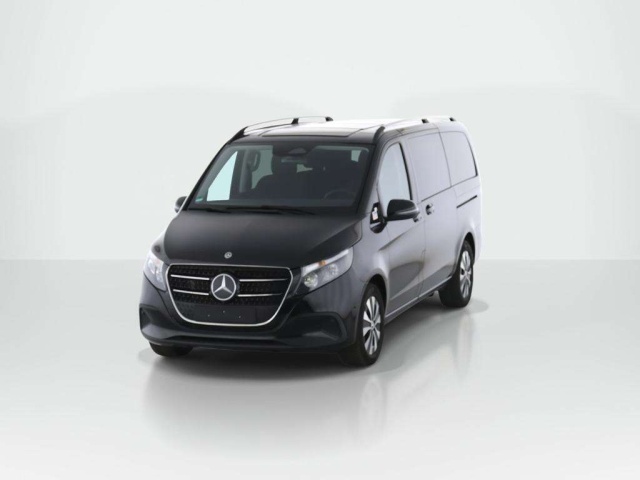 Mercedes-Benz V 220