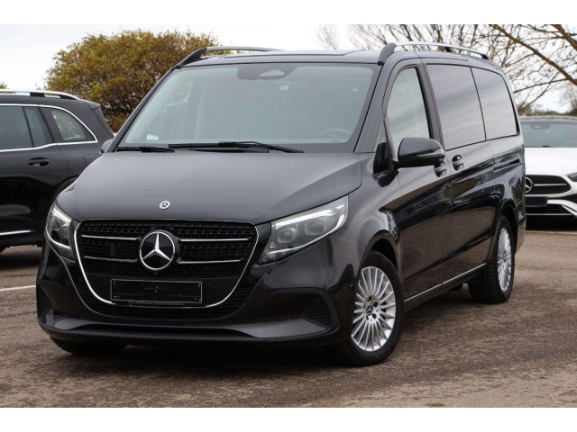 Mercedes-Benz V 220