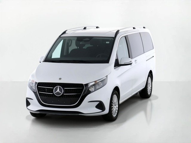 Mercedes-Benz V 220