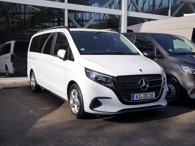Mercedes-Benz V 220