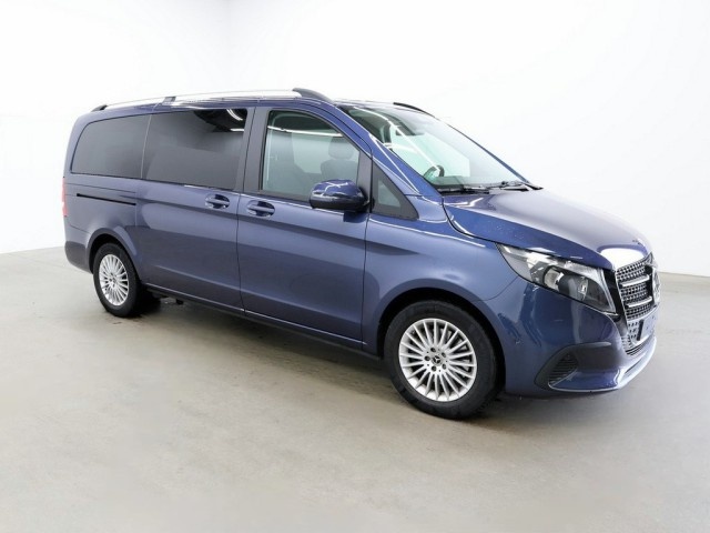 Mercedes-Benz V 220