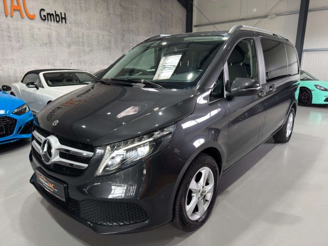 Mercedes-Benz V 220