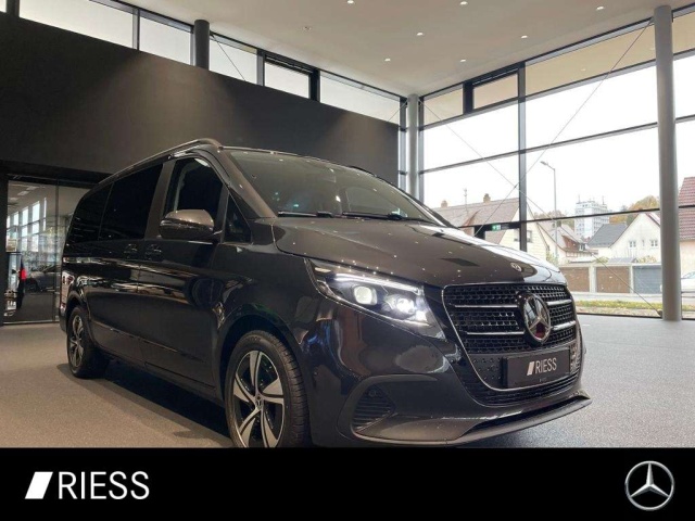 Mercedes-Benz V 220