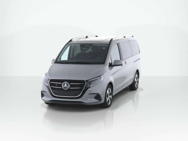 Mercedes-Benz V 220