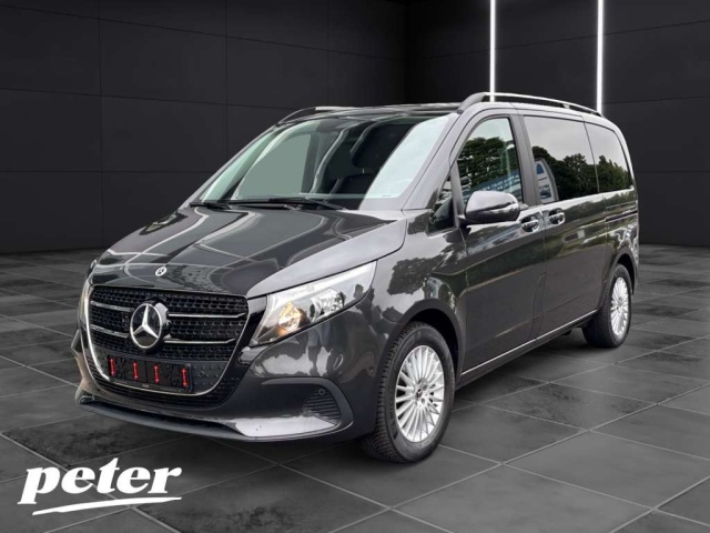 Mercedes-Benz V 220