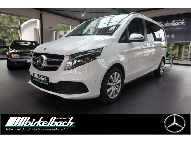 Mercedes-Benz V 220