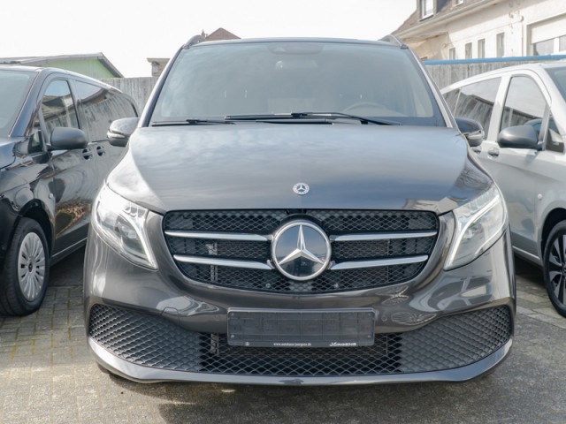 Mercedes-Benz V 250