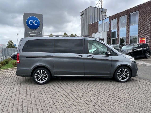 Mercedes-Benz V 250