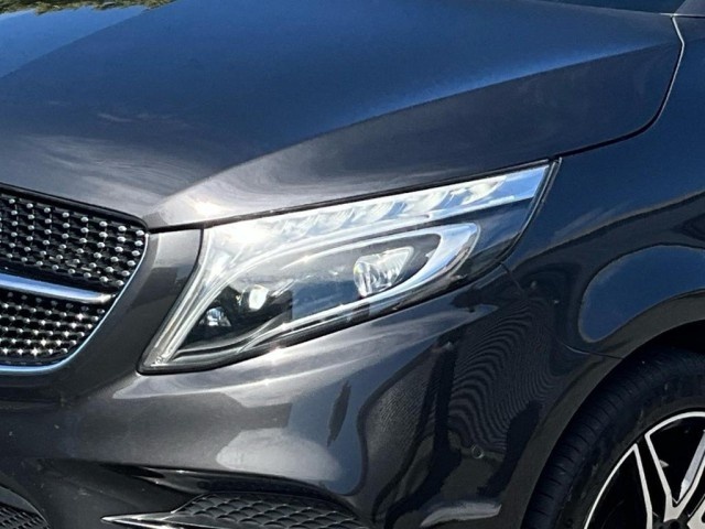Mercedes-Benz V 250