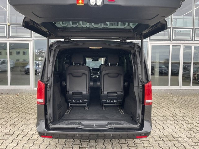 Mercedes-Benz V 250