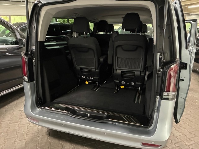 Mercedes-Benz V 250