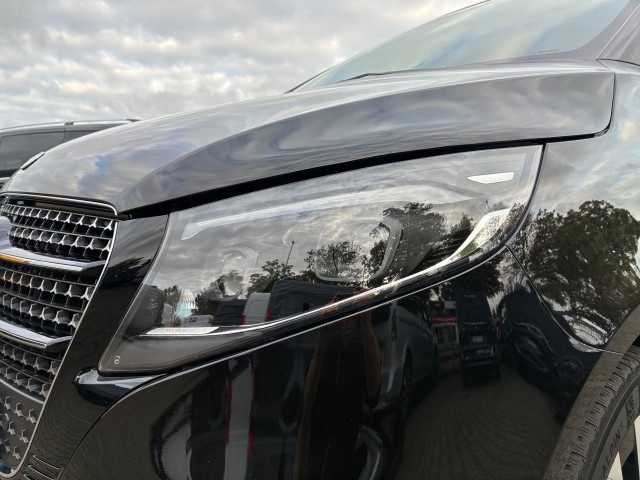 Mercedes-Benz V 250