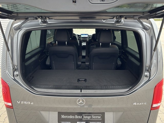 Mercedes-Benz V 250