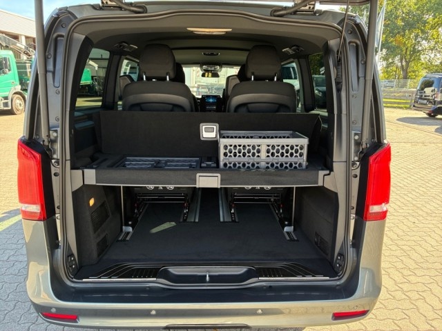 Mercedes-Benz V 250