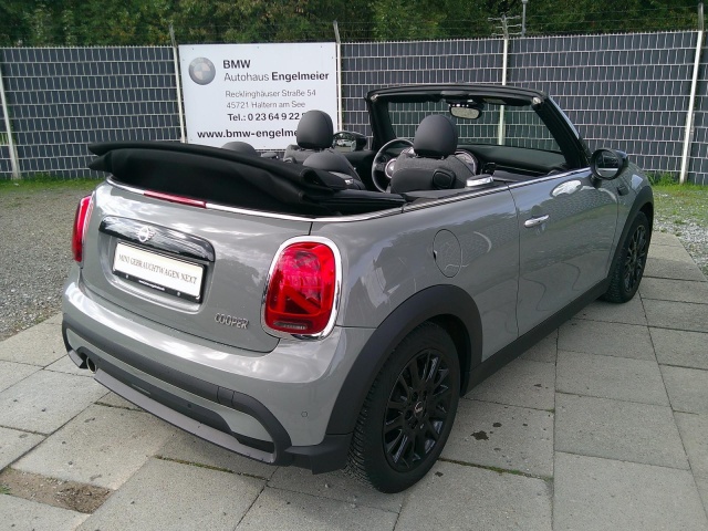 MINI Cooper Cabrio