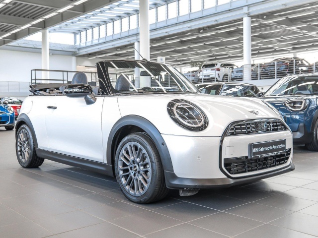 MINI Cooper Cabrio