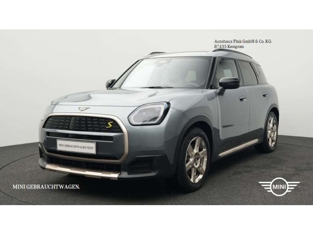 MINI Countryman Series