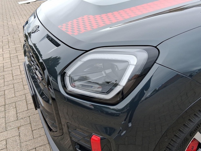 MINI John Cooper Works Countryman
