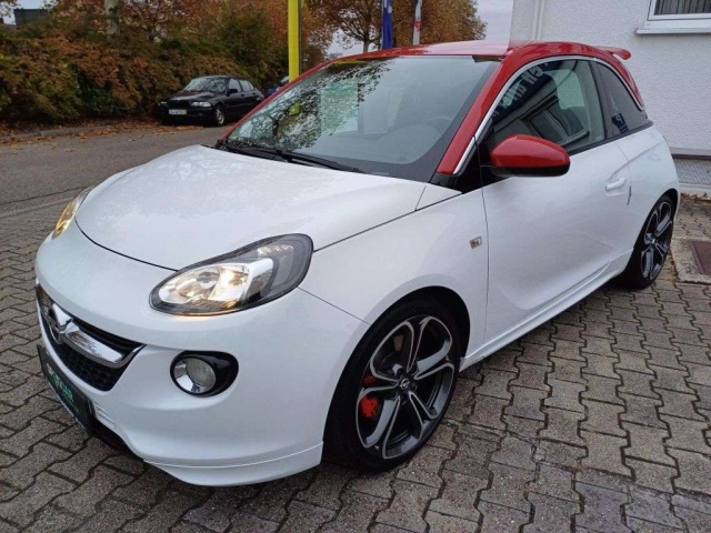 Opel Adam