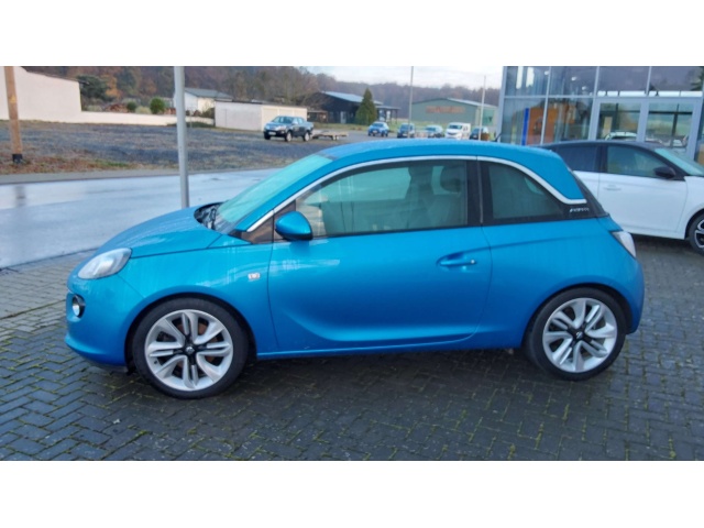 Opel Adam