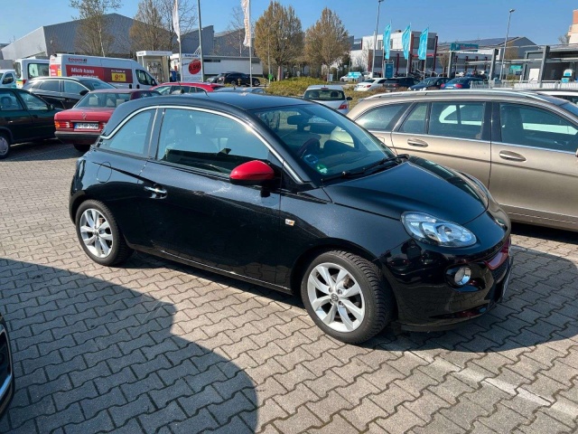 Opel Adam