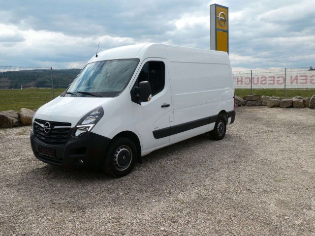 Opel Movano