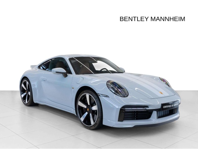 Porsche 992