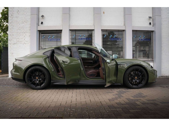 Porsche Taycan