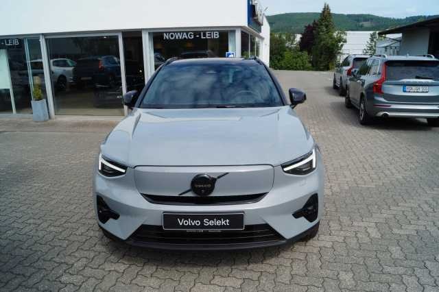 Volvo EX40