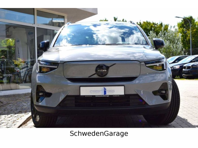 Volvo EX40