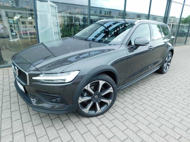 Volvo V60 CC