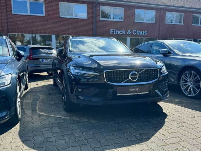 Volvo V60 CC