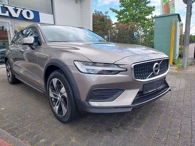 Volvo V60 CC