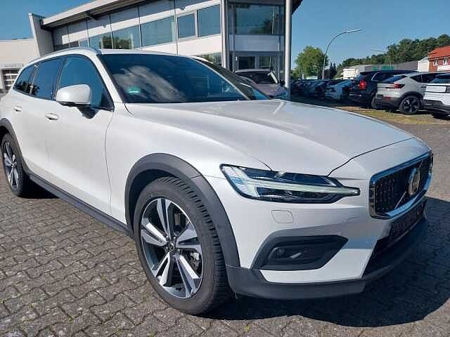Volvo V60 CC