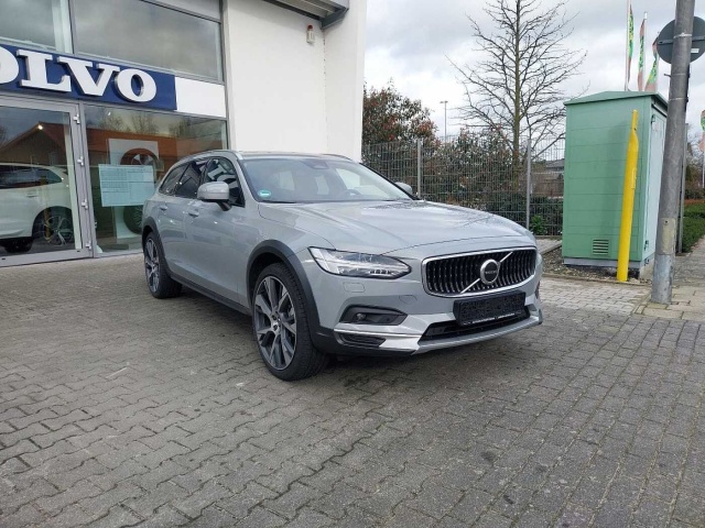 Volvo V90 CC