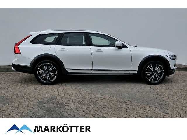 Volvo V90 CC