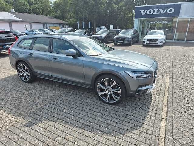 Volvo V90 CC